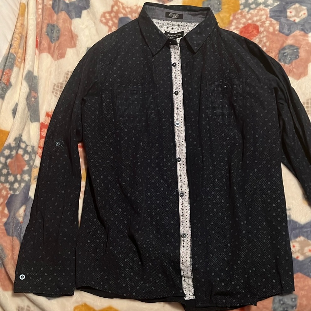 Eighty eight platinum button down dress shirt 👔